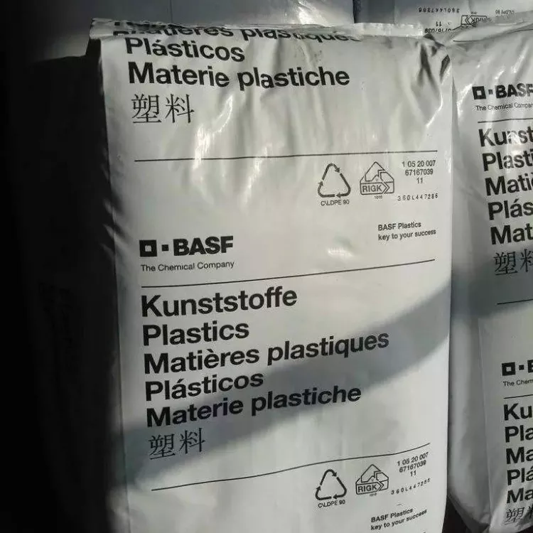 Co jsou polymery SABIC?