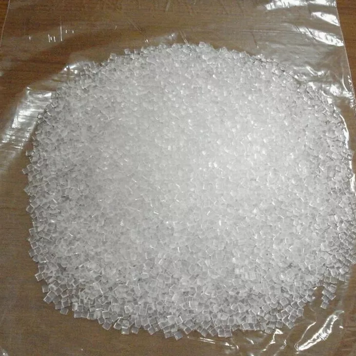 HYLAR Extruded Broad MW Materiál